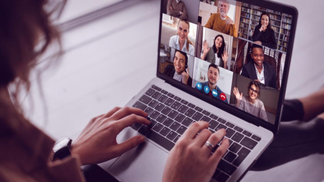 PostgreSQL Programmierung Webinar-Plattform für deutsche Städte